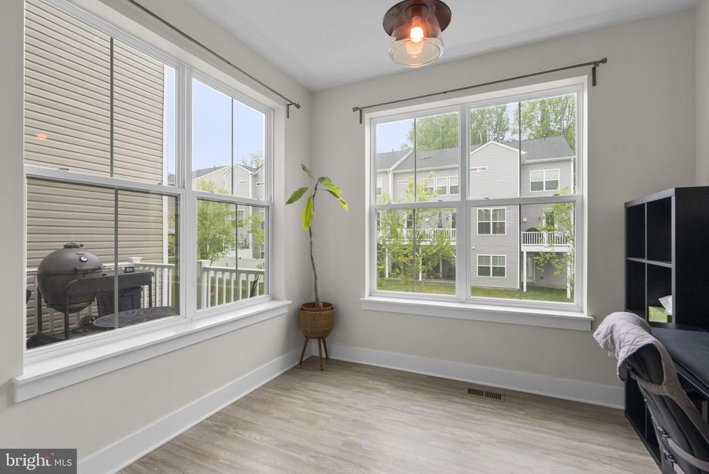Image 14 of property listing at 2539 BUCKTHORN DR, Gambrills, MD 21054