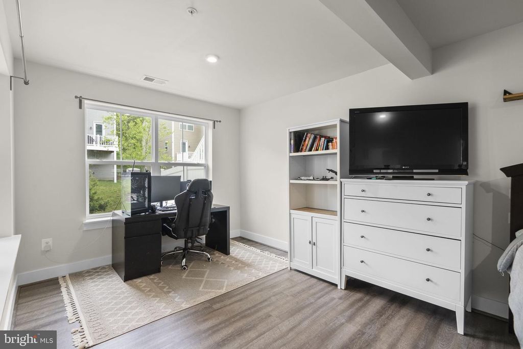 Image 23 of property listing at 2539 BUCKTHORN DR, Gambrills, MD 21054