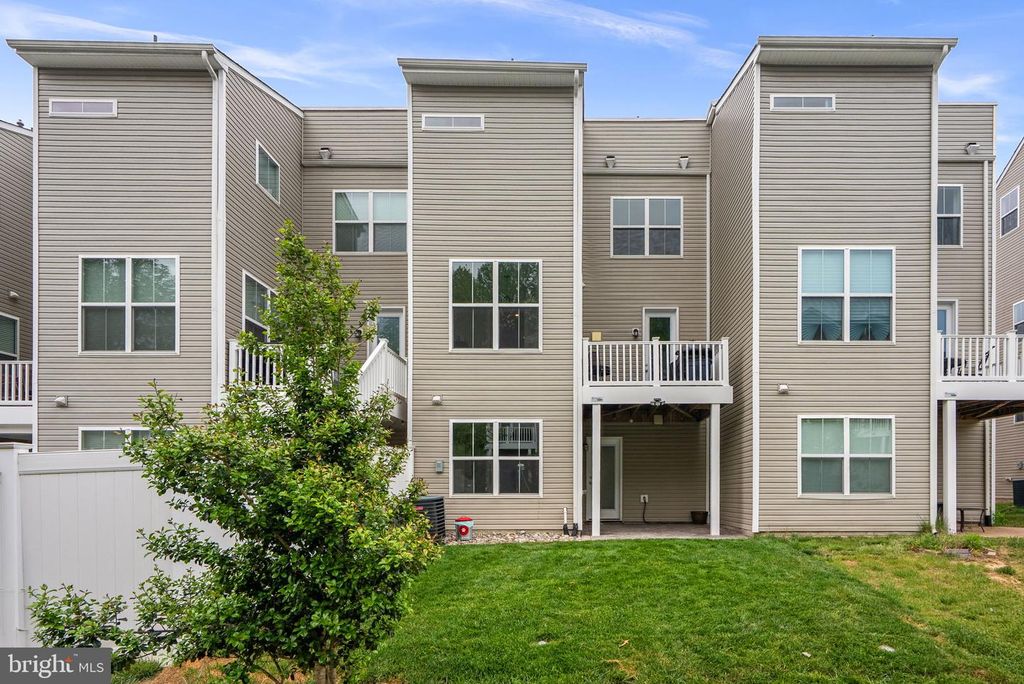 Image 40 of property listing at 2539 BUCKTHORN DR, Gambrills, MD 21054