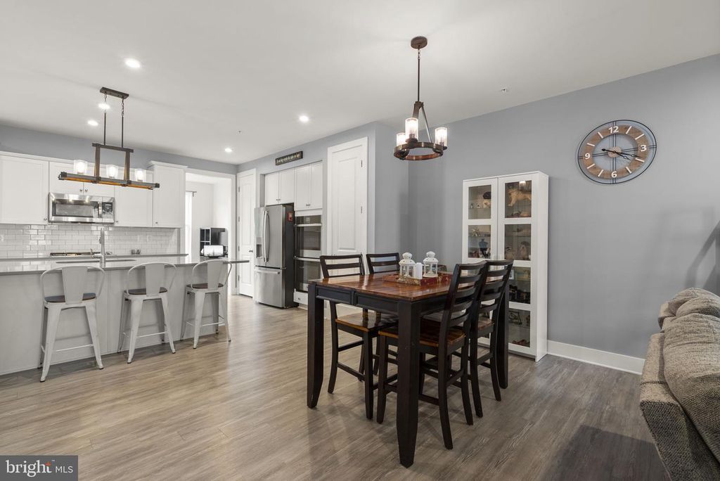 Image 6 of property listing at 2539 BUCKTHORN DR, Gambrills, MD 21054