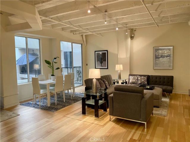312 W 5th Street 1011, Los Angeles, CA 90013