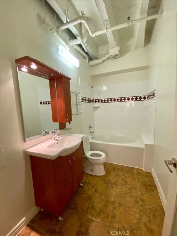 312 W 5th Street 1011, Los Angeles, CA 90013