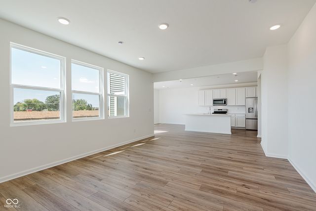 3896 Sterling Drive, Whitestown, IN 46075