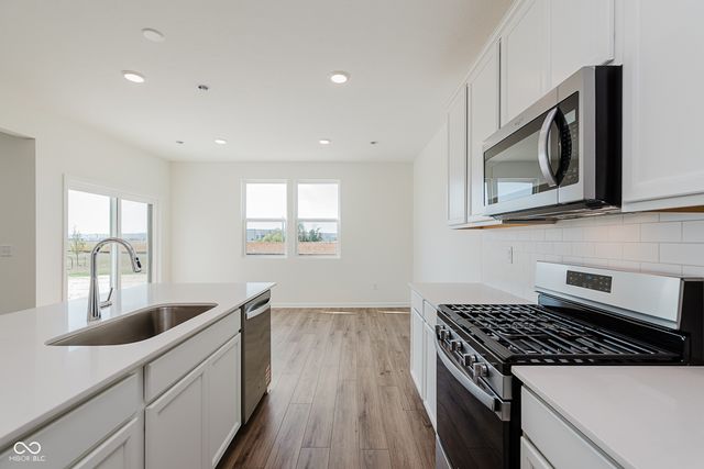 3896 Sterling Drive, Whitestown, IN 46075