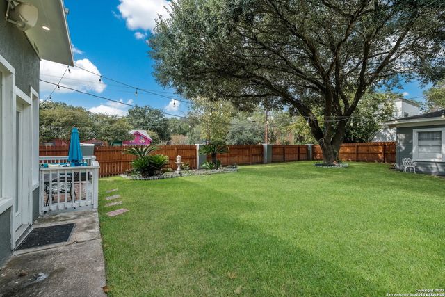343 W GRAMERCY PL, San Antonio, TX 78212