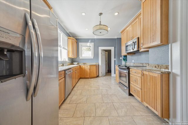 343 W GRAMERCY PL, San Antonio, TX 78212
