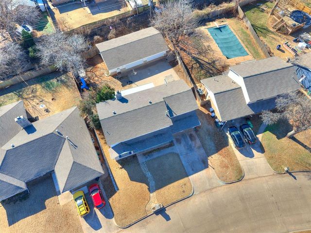 6304 Lansbrook Lane, Oklahoma City, OK 73132