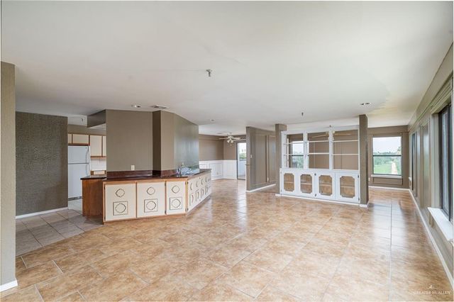 5321 N 10th Street 503, Mcallen, TX 78504