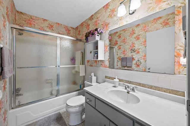 4045 Hodgson Road 317, Shoreview, MN 55126