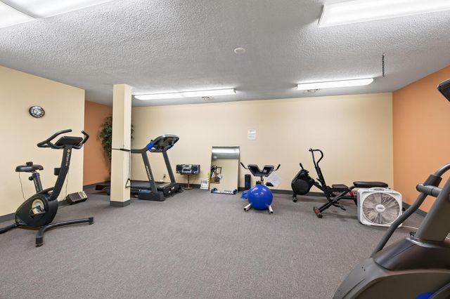 4045 Hodgson Road 317, Shoreview, MN 55126