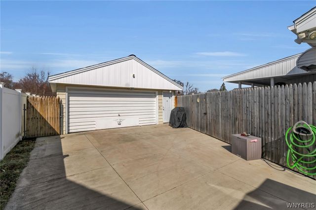 1316 Moll Street, North Tonawanda, NY 14120