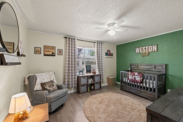 725 W BLAIR ST, Mineola, TX 75773