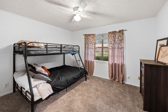 725 W BLAIR ST, Mineola, TX 75773