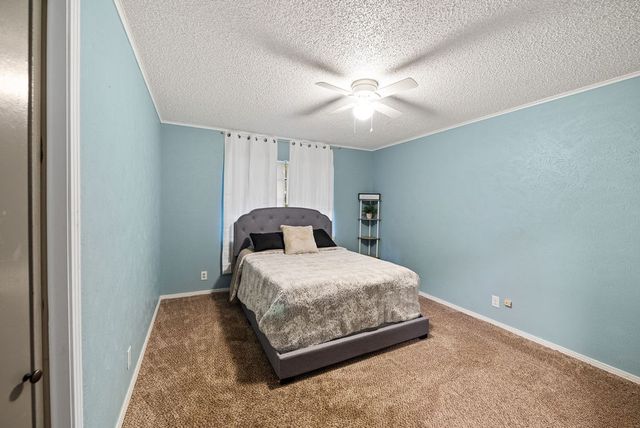725 W BLAIR ST, Mineola, TX 75773