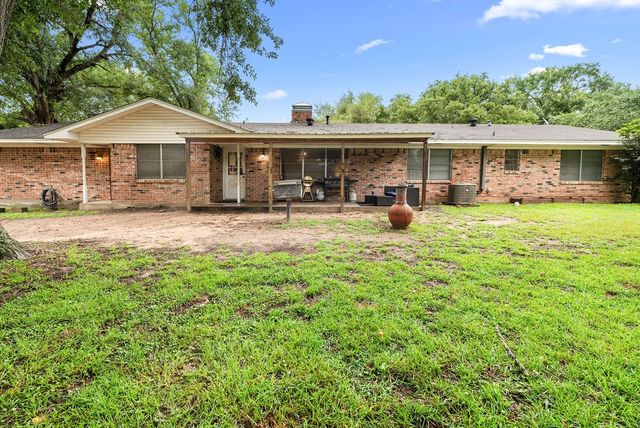 725 W BLAIR ST, Mineola, TX 75773