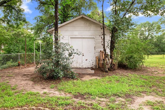 725 W BLAIR ST, Mineola, TX 75773