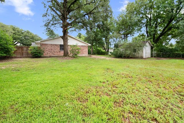 725 W BLAIR ST, Mineola, TX 75773