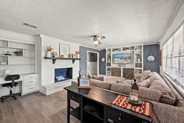 725 W BLAIR ST, Mineola, TX 75773