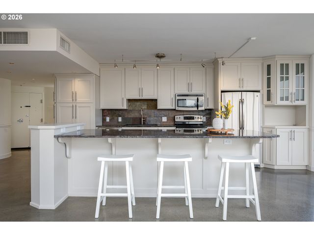 1500 Sw 5TH Ave 703, Portland, OR 97201