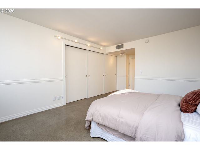 1500 Sw 5TH Ave 703, Portland, OR 97201