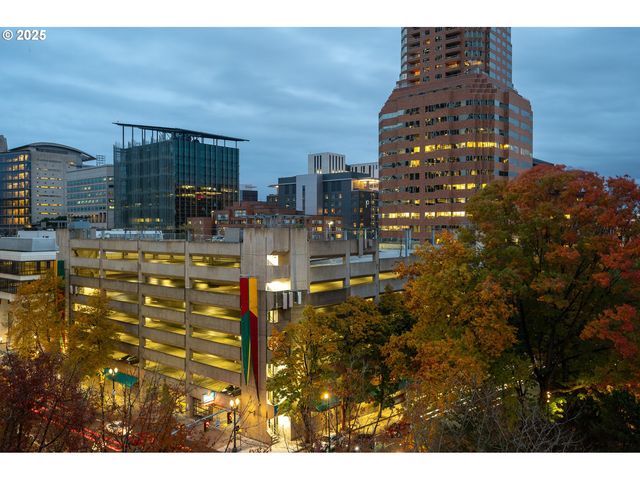 1500 Sw 5TH Ave 703, Portland, OR 97201