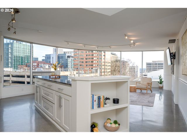 1500 Sw 5TH Ave 703, Portland, OR 97201