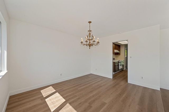 1005 Friars Ct, Carmichael, CA 95608