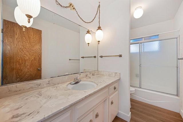 1005 Friars Ct, Carmichael, CA 95608