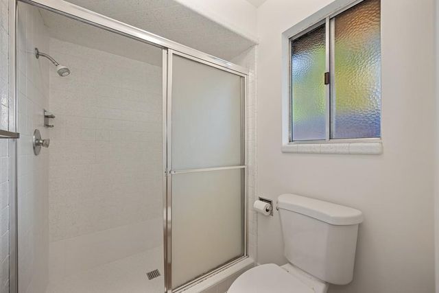 1005 Friars Ct, Carmichael, CA 95608
