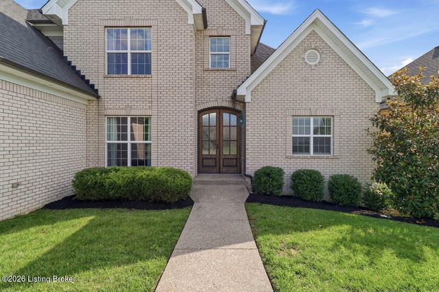 17400 Shakes Creek Dr, Fisherville, KY 40023