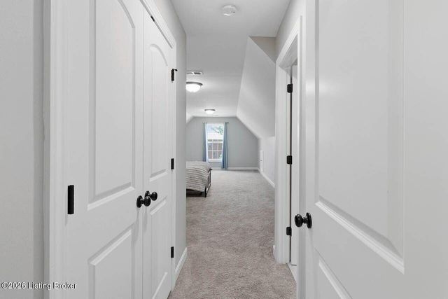 17400 Shakes Creek Dr, Fisherville, KY 40023