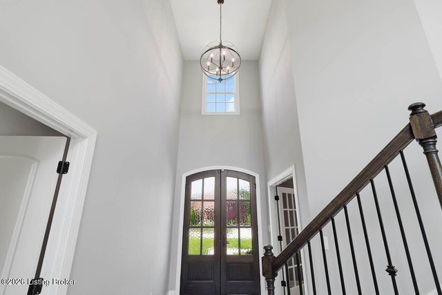 17400 Shakes Creek Dr, Fisherville, KY 40023