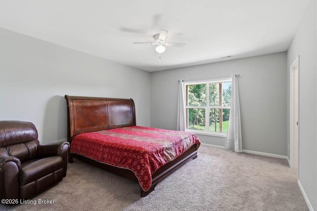 17400 Shakes Creek Dr, Fisherville, KY 40023
