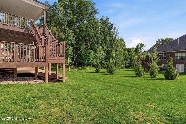 17400 Shakes Creek Dr, Fisherville, KY 40023