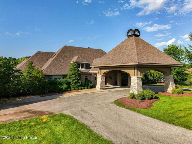17400 Shakes Creek Dr, Fisherville, KY 40023