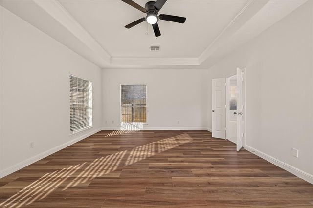 2834 Martina Drive, Friendswood, TX 77546
