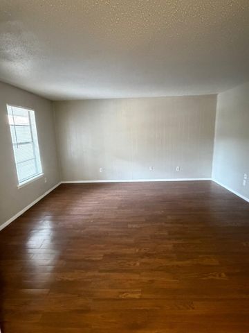 3211 35th Street, E, Lubbock, TX 79413