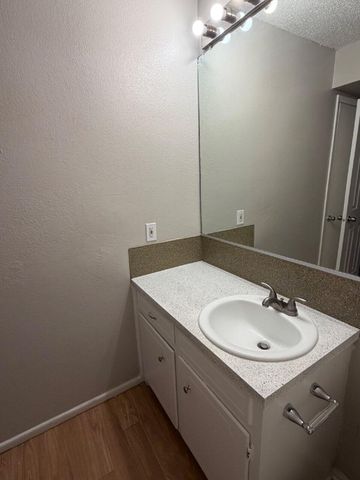 3211 35th Street, E, Lubbock, TX 79413