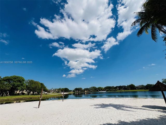 10670 SW 156th Pl 304, Miami, FL 33196