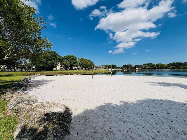 10670 SW 156th Pl 304, Miami, FL 33196