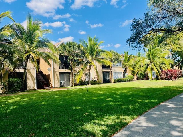 10670 SW 156th Pl 304, Miami, FL 33196