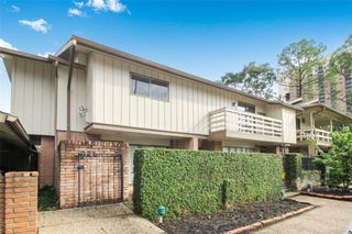 821 S Ripple Creek Drive 1, Houston, TX 77057