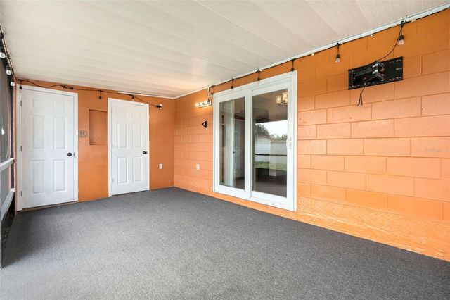 5706 CARROLLWOOD MEADOWS DRIVE, Tampa, FL 33625