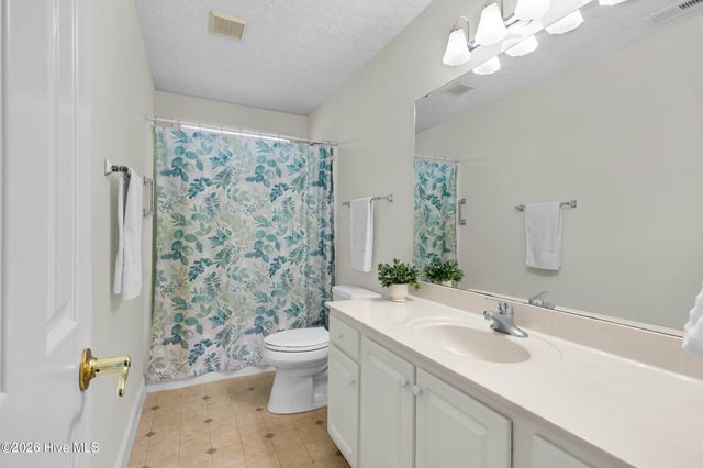 111 Catbird Court, Havelock, NC 28532