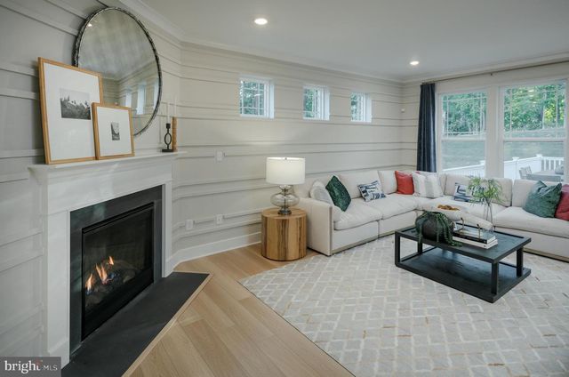 6990 FARRAGUT DR, Bryans Road, MD 20616