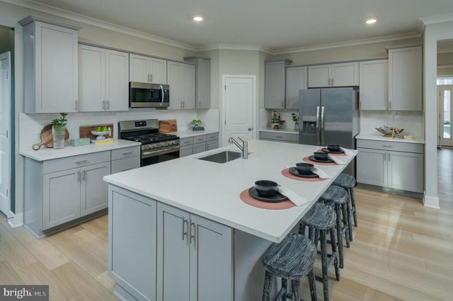 6990 FARRAGUT DR, Bryans Road, MD 20616