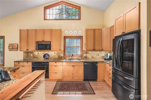 6376 Dow Lane, Anacortes, WA 98221