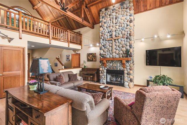 6376 Dow Lane, Anacortes, WA 98221