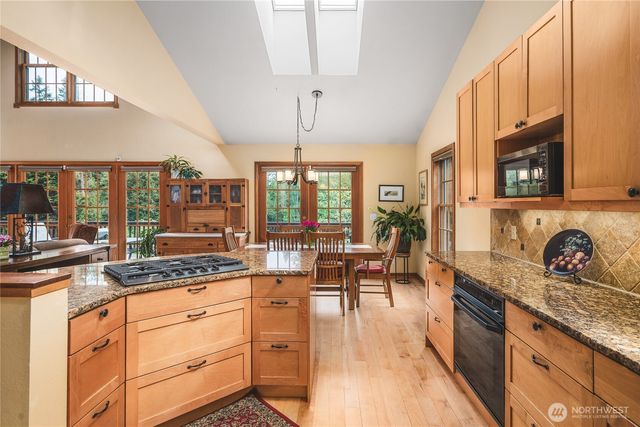 6376 Dow Lane, Anacortes, WA 98221