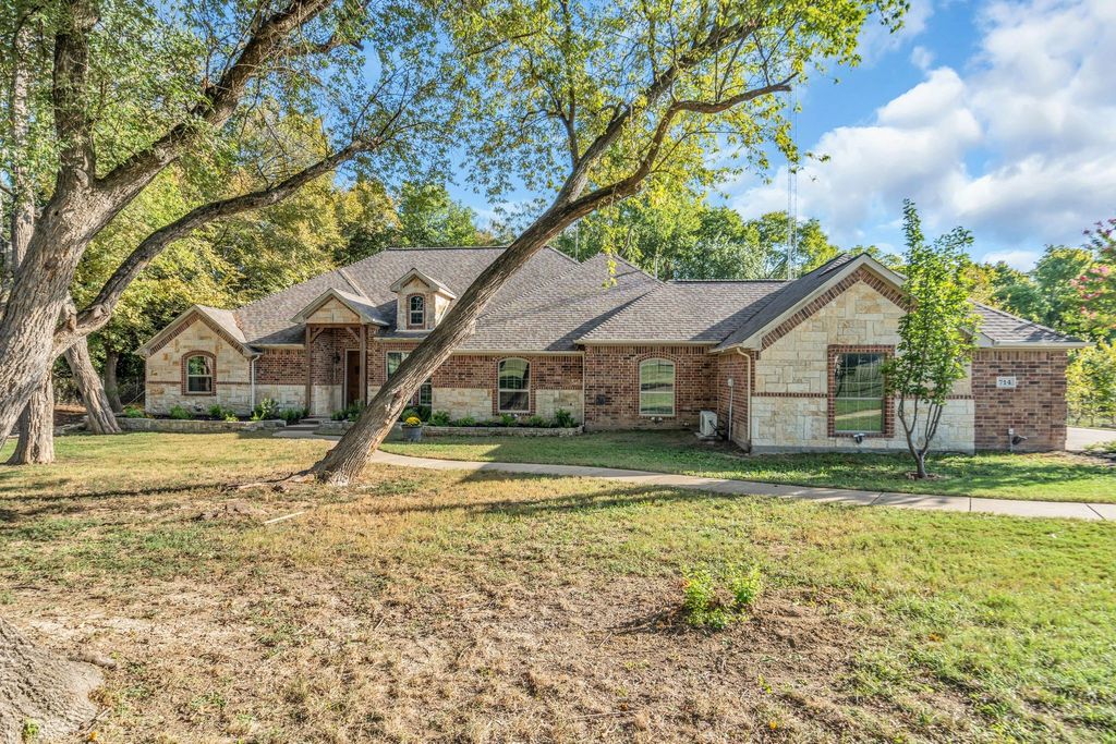 714 High Point Drive, Princeton, TX 75407